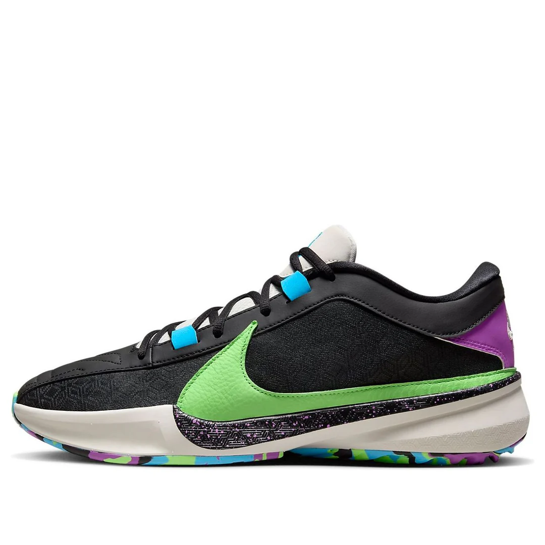 Zoom Freak 5