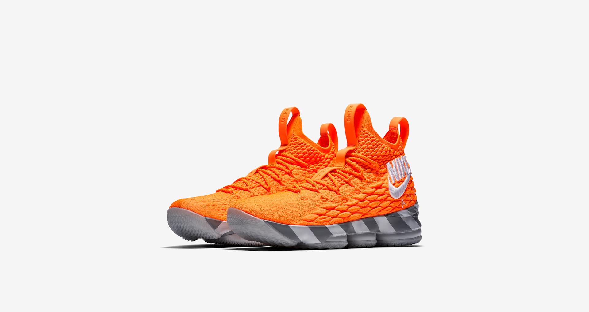 LeBron 15